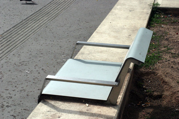 siedzisko-na-murku-betonowym